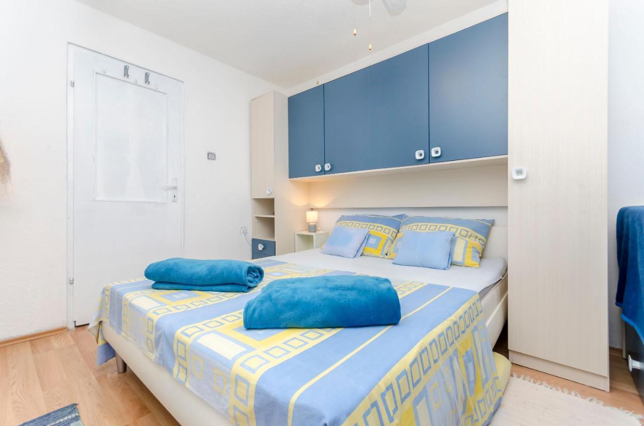 Apartment Branislava Rogoznica  Buitenkant foto